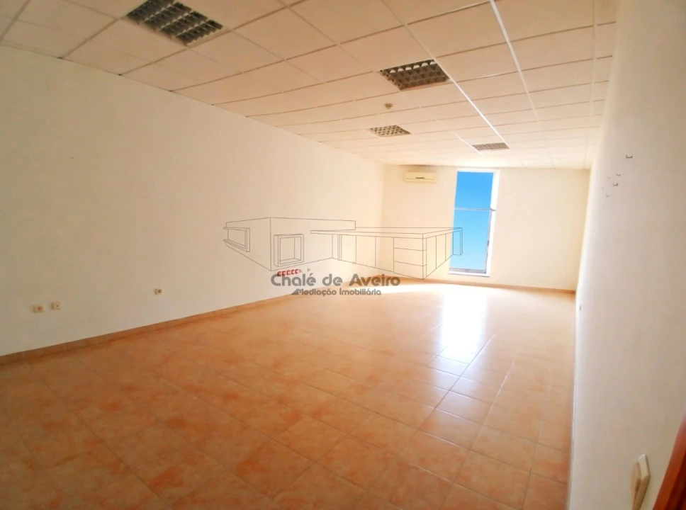 Armazém para Venda em Albergaria-A-Velha e Valmaior Foto 9