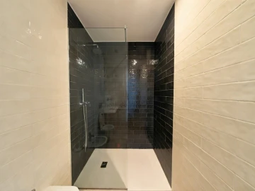 Apartamento T1 para Arrendamento em Glória e Vera Cruz