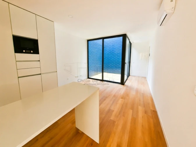 Apartamento T1 para Arrendamento em Glória e Vera Cruz Foto 6