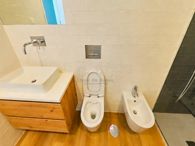 Apartamento T1 para Arrendamento em Glória e Vera Cruz Foto 8