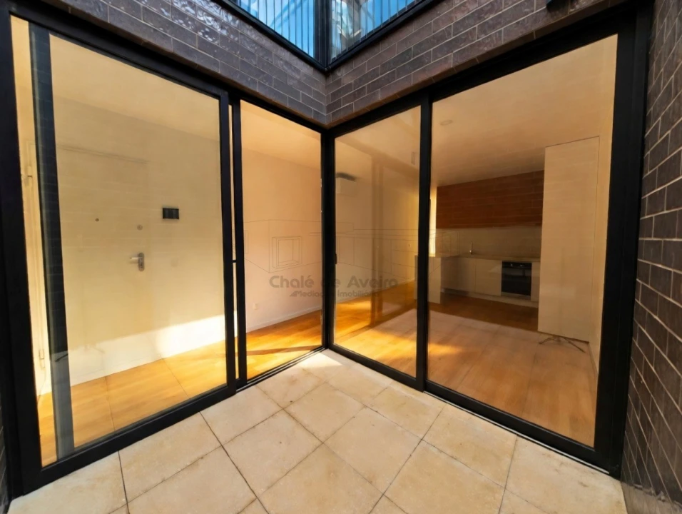 Apartamento T1 para Arrendamento em Glória e Vera Cruz Foto 4