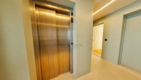 Apartamento T2 para Venda em Glória e Vera Cruz
