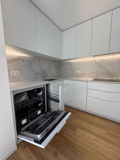 Apartamento T2 para Venda em Glória e Vera Cruz