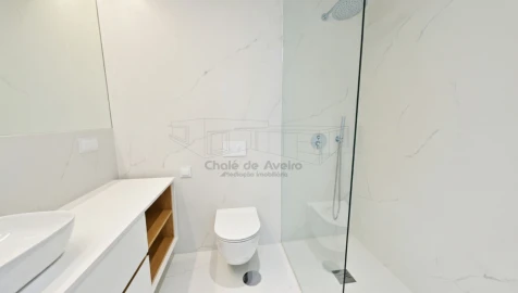 Apartamento T2 para Venda em Glória e Vera Cruz