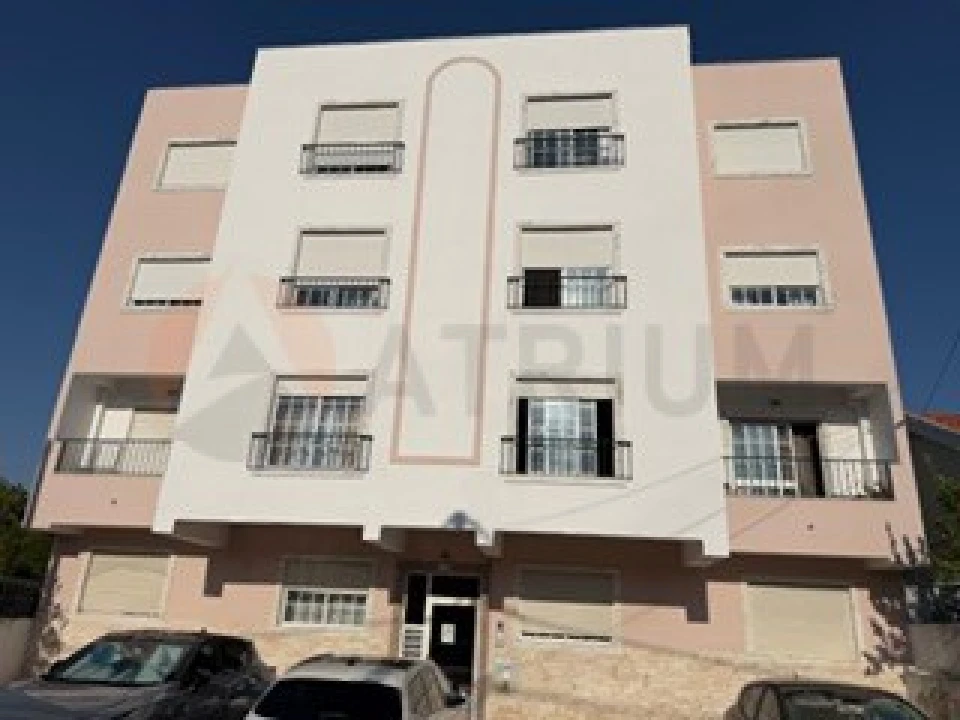 Apartamento T2 para Venda em Quinta do Conde Foto 10