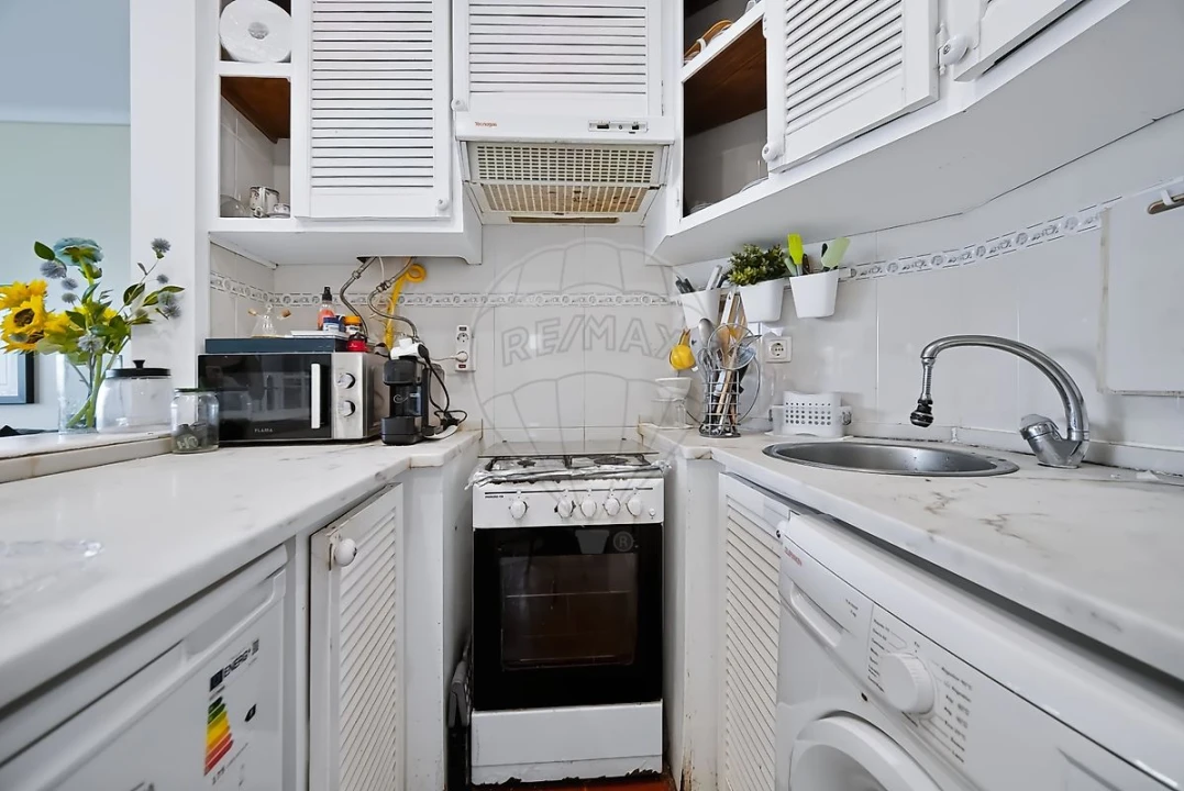 Apartamento T1 para Venda em Cascais e Estoril Foto 6