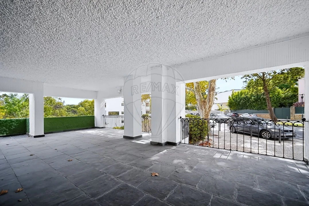 Apartamento T1 para Venda em Cascais e Estoril Foto 17