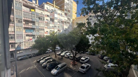 Apartamento T2 para Venda em Águas Livres