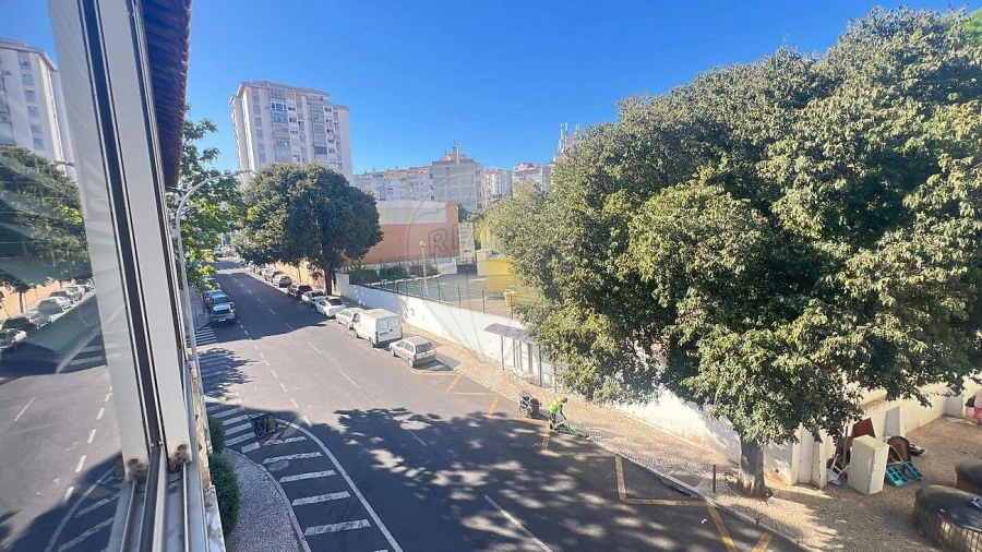 Apartamento T2 para Venda em Águas Livres Foto 15