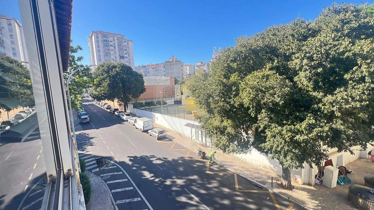 Apartamento T2 para Venda em Águas Livres Foto 15