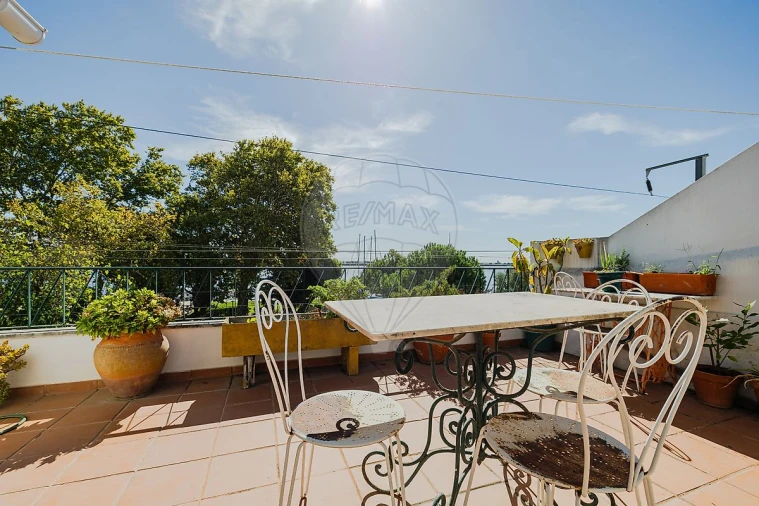 Apartamento T3 para Venda em Vila Franca de Xira Foto 17