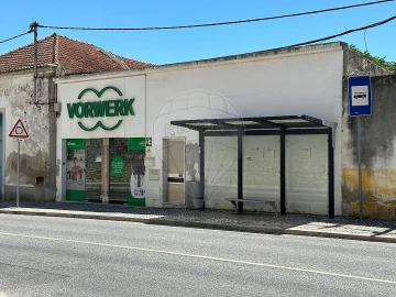 Loja para Arrendamento em Marvila, Ribeira Santarém, São Salvador, São Nicolau