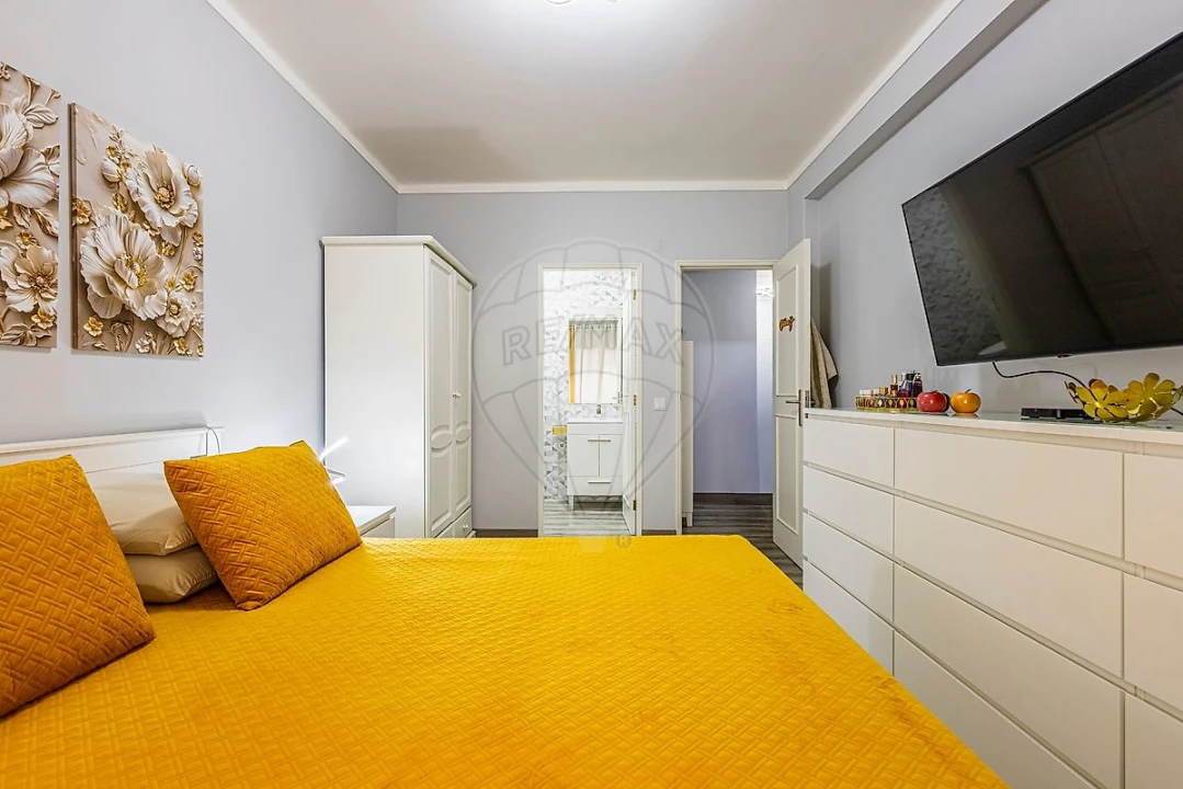 Apartamento T3 para Venda em Cartaxo e Vale da Pinta Foto 3