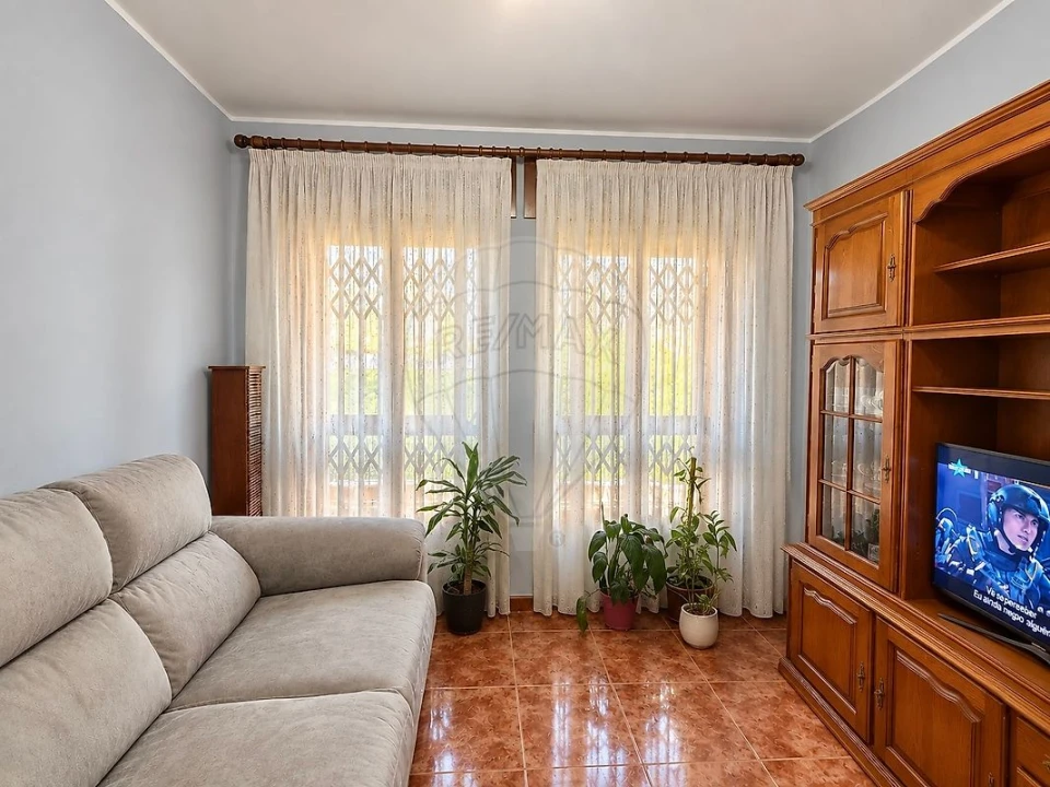 Apartamento T2 para Venda em Baguim do Monte (Rio Tinto) Foto 1