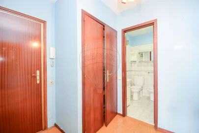 Apartamento T2 para Venda em Corroios