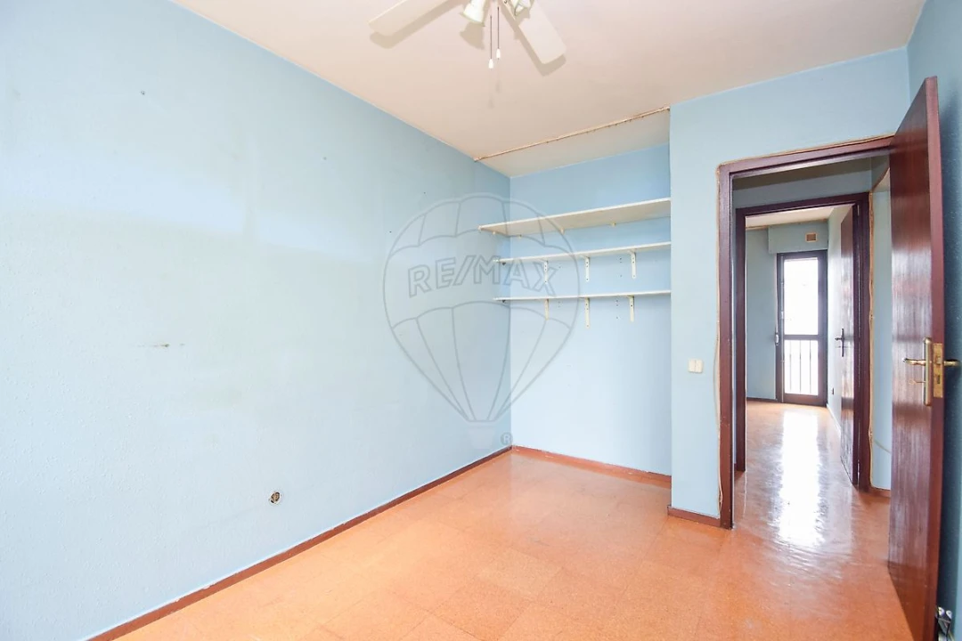 Apartamento T2 para Venda em Corroios Foto 7