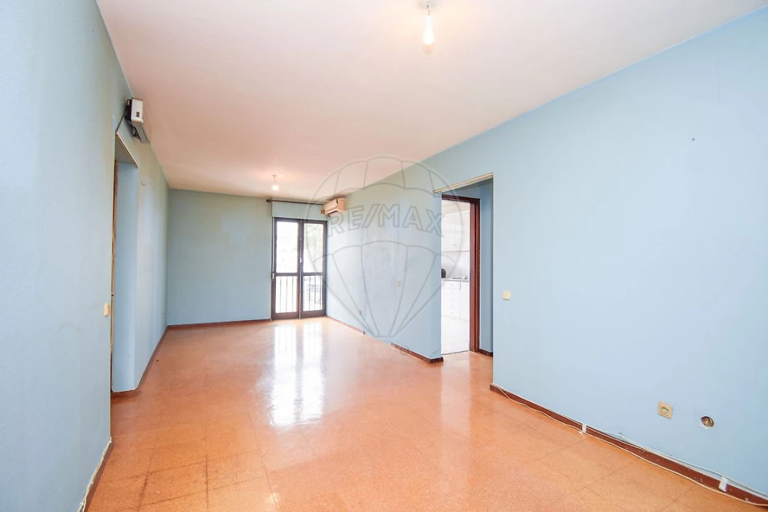 Apartamento T2 para Venda em Corroios Foto 13