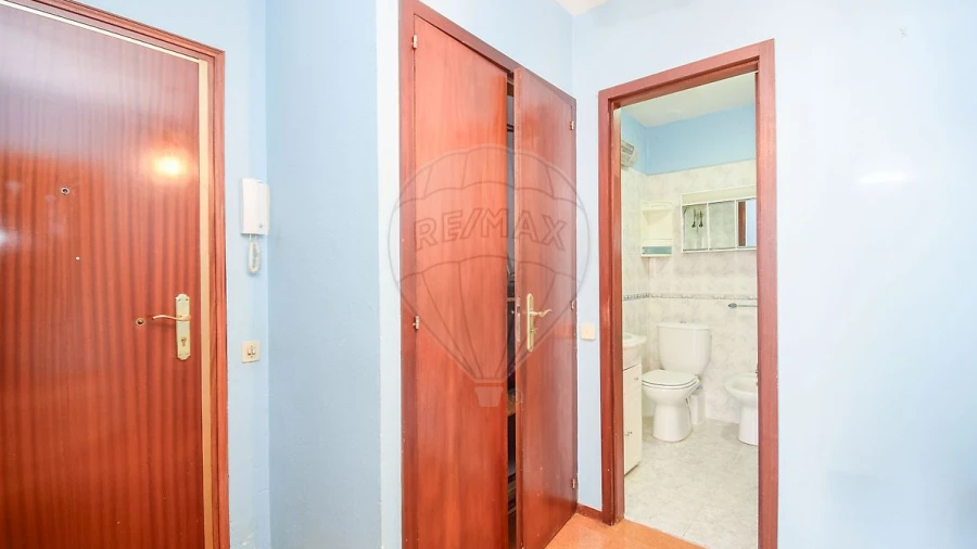 Apartamento T2 para Venda em Corroios