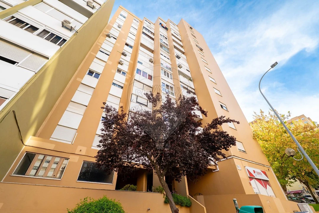 Apartamento T2 para Arrendamento em Encosta do Sol Foto 20