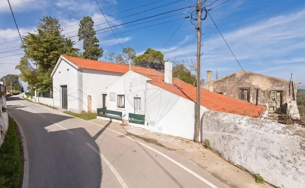 Moradia T2 para Venda em Dois Portos e Runa