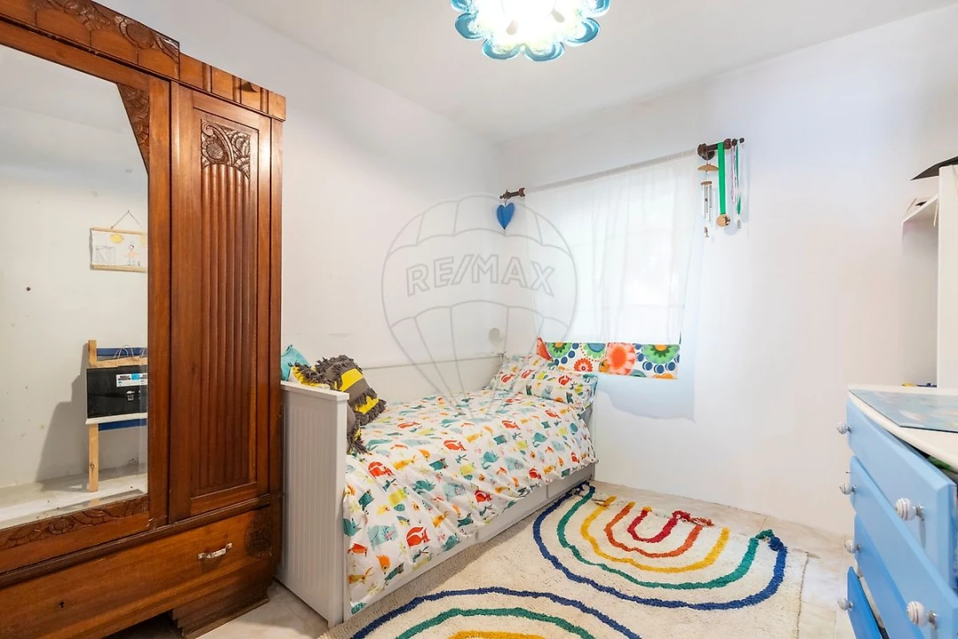 Moradia T2 para Venda em Dois Portos e Runa Foto 9