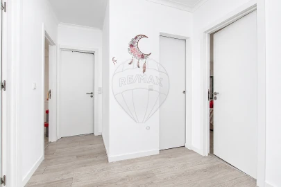 Apartamento T2 para Venda em Carregado e Cadafais