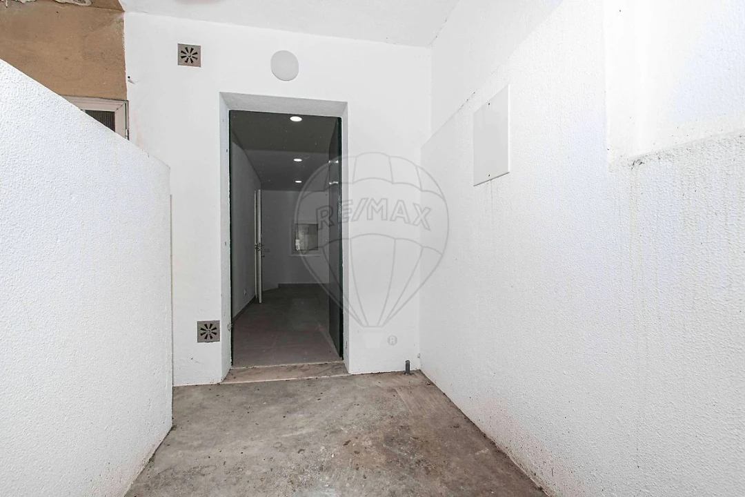 Loja para Arrendamento em Moscavide e Portela Foto 6