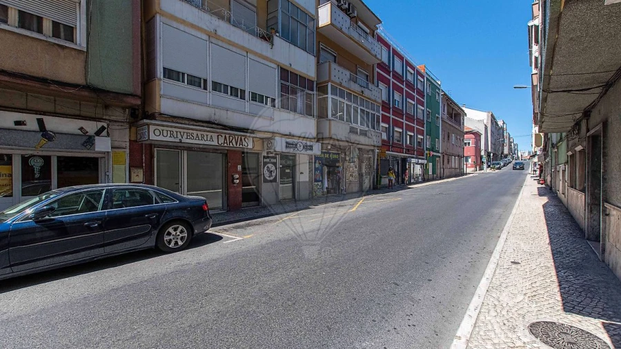 Loja para Arrendamento em Moscavide e Portela