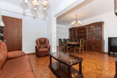 Apartamento T3 para Arrendamento em Moscavide e Portela
