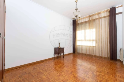 Apartamento T3 para Arrendamento em Moscavide e Portela