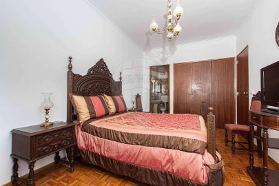Apartamento T3 para Arrendamento em Moscavide e Portela