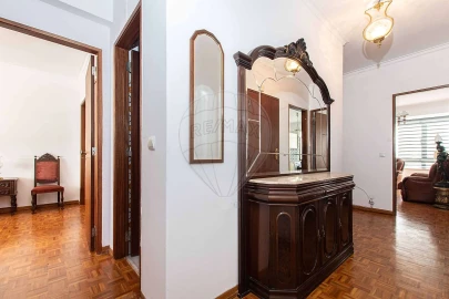 Apartamento T3 para Arrendamento em Moscavide e Portela