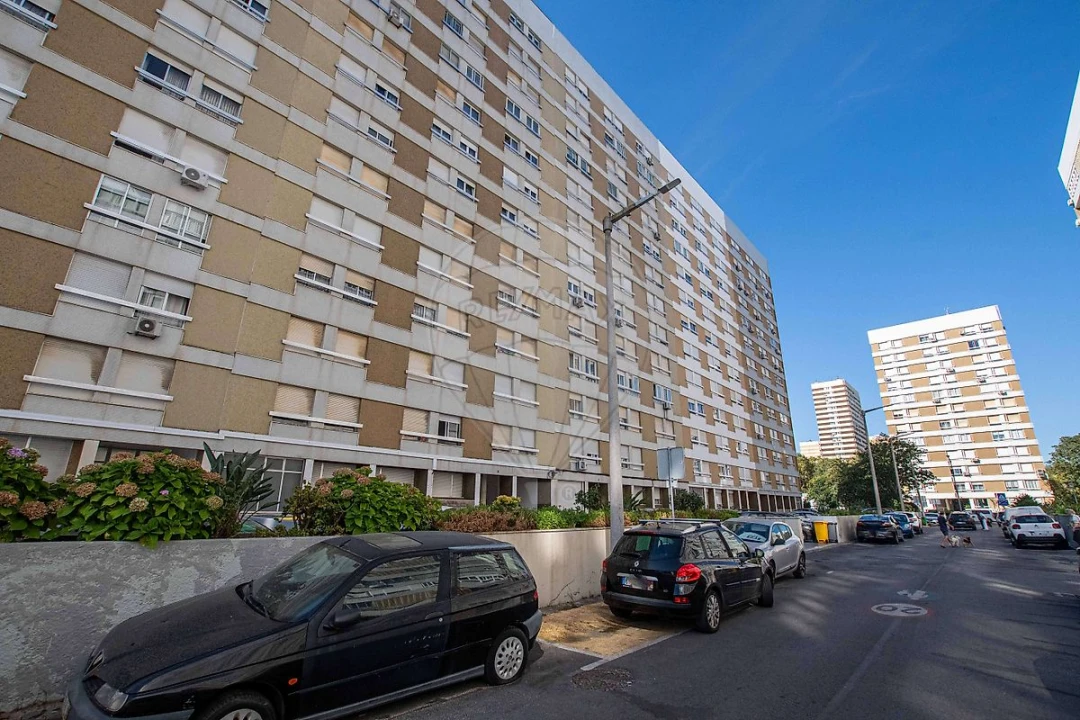 Apartamento T2 para Arrendamento em Moscavide e Portela Foto 3