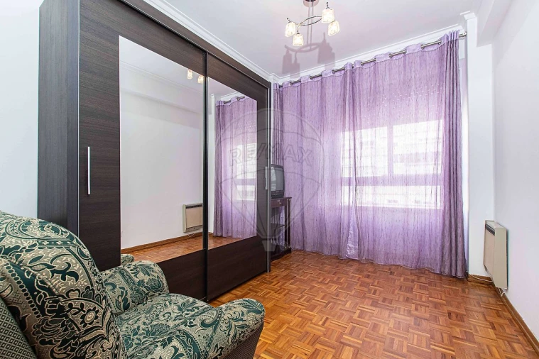 Apartamento T2 para Arrendamento em Moscavide e Portela Foto 5