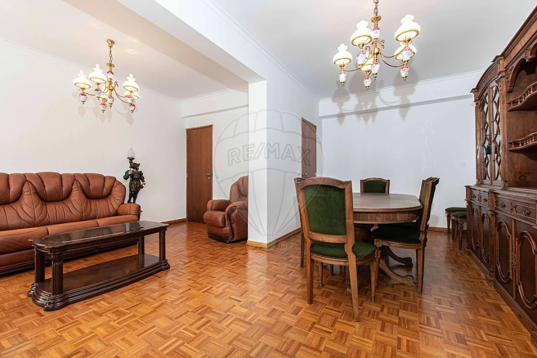 Apartamento T2 para Arrendamento em Moscavide e Portela Foto 15