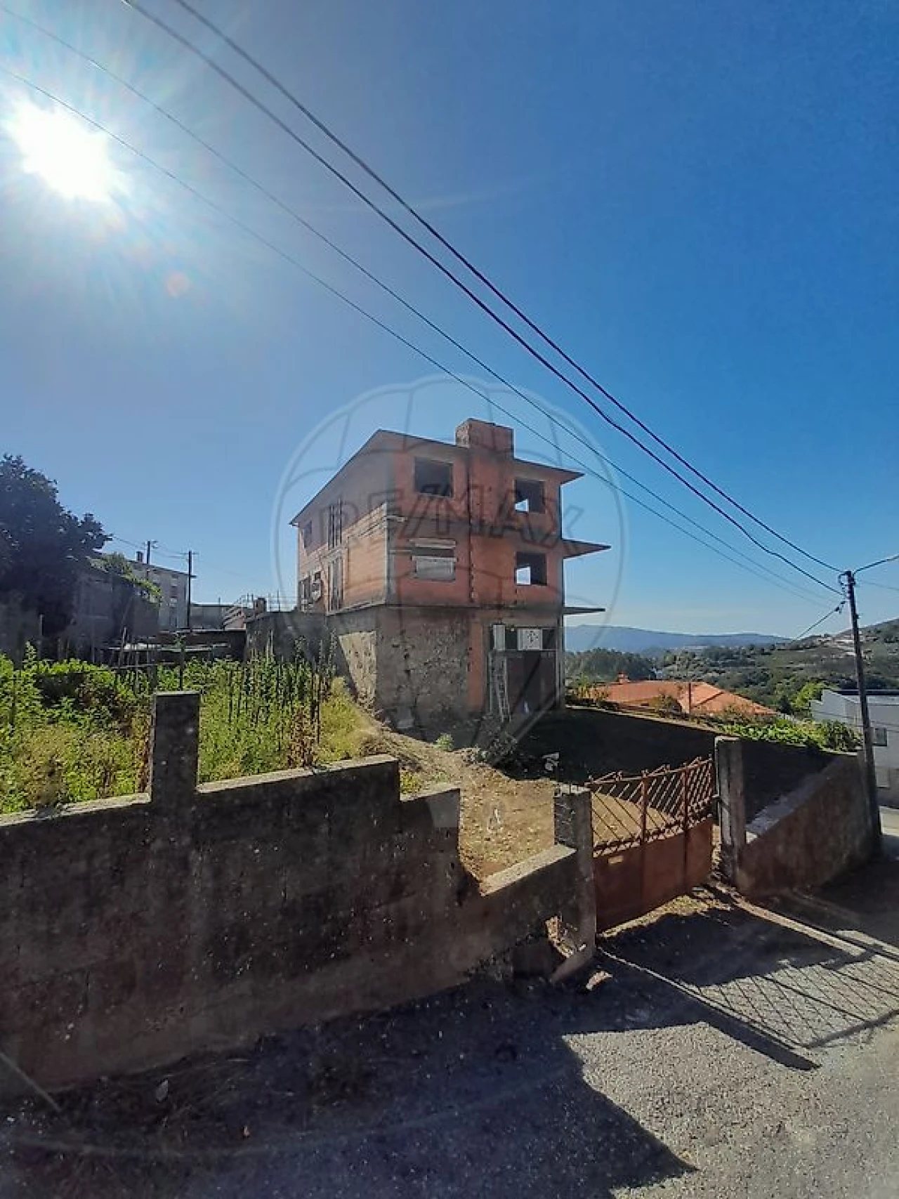 Moradia T4 para Venda em Carregosa Foto 1
