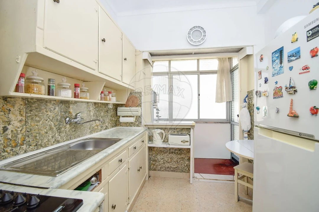 Apartamento T2 para Venda em Massamá e Monte Abraão Foto 19