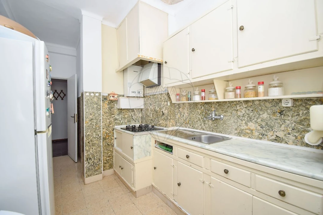 Apartamento T2 para Venda em Massamá e Monte Abraão Foto 20