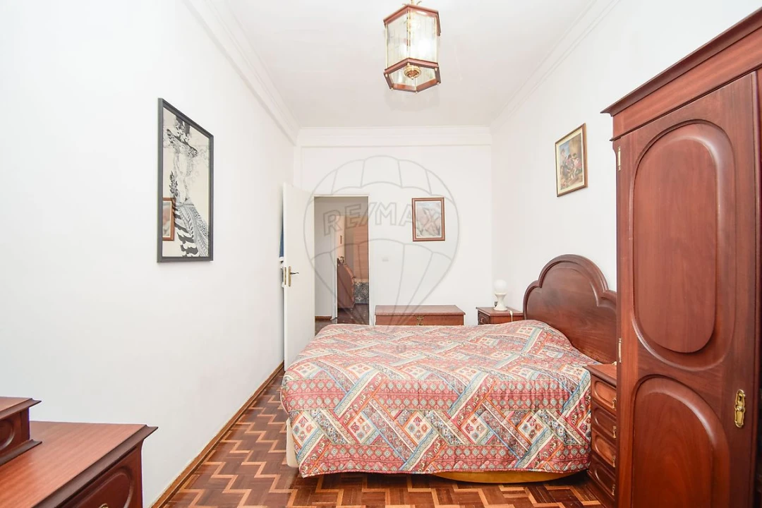 Apartamento T2 para Venda em Massamá e Monte Abraão Foto 9