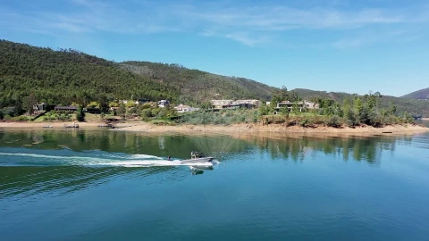 Moradia T4 para Venda em Aguas Belas