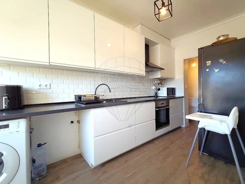 Apartamento T2 para Venda em Cacém e São Marcos Foto 10