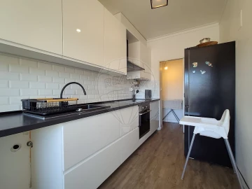 Apartamento T2 para Venda em Cacém e São Marcos