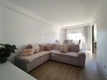Apartamento T2 para Venda em Cacém e São Marcos