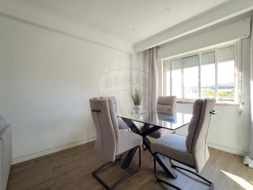 Apartamento T2 para Venda em Cacém e São Marcos