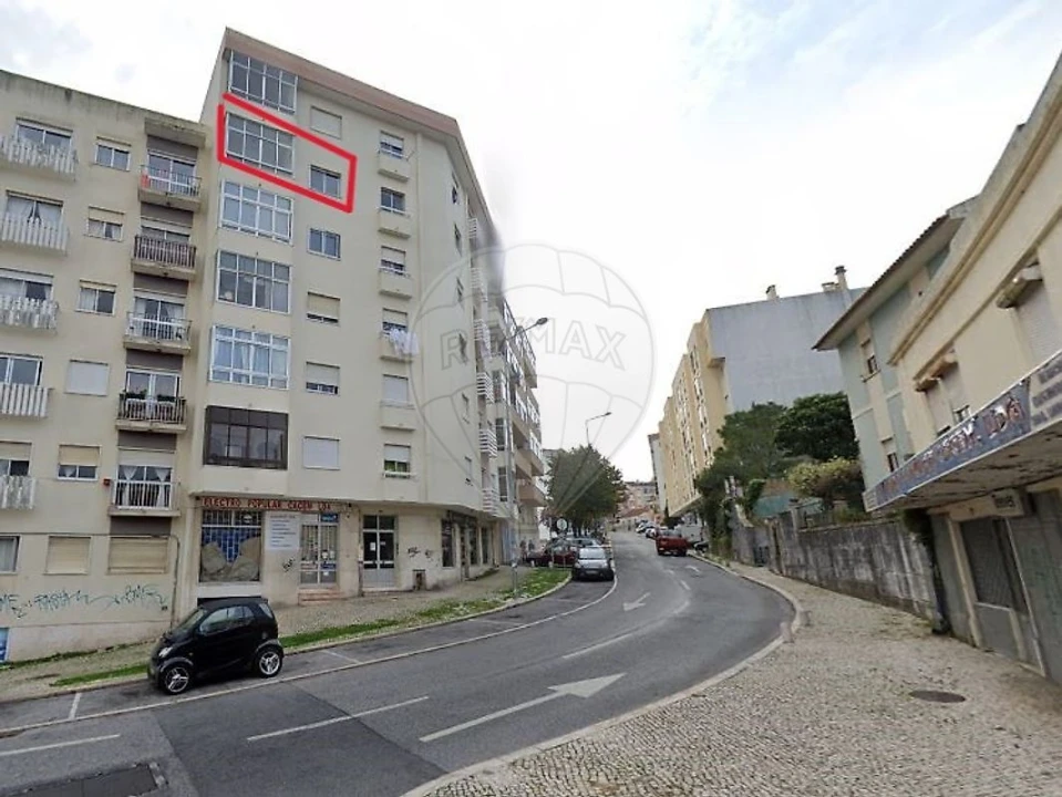 Apartamento T2 para Venda em Cacém e São Marcos Foto 1