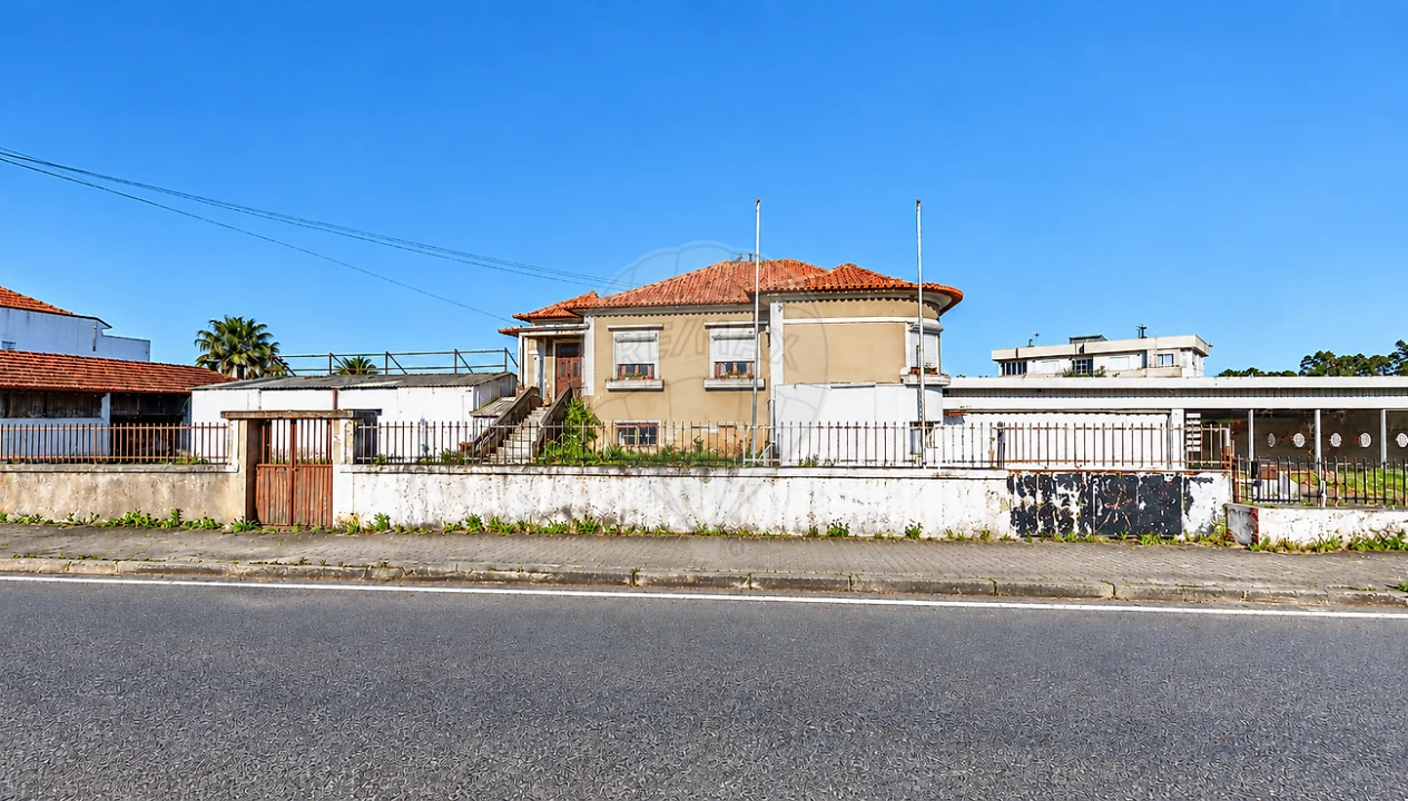 Moradia T2 para Arrendamento em Mozelos Foto 3