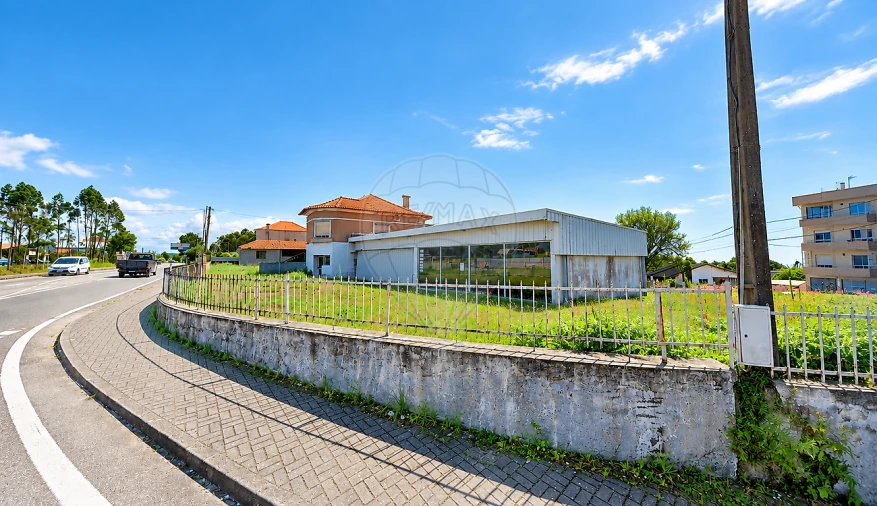 Moradia T2 para Arrendamento em Mozelos Foto 4