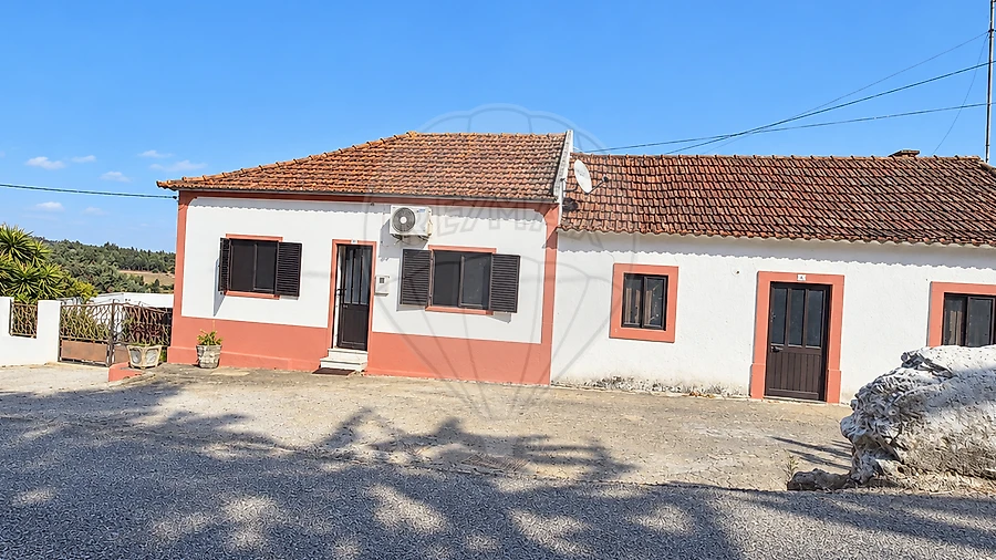 Moradia T3 para Venda em Alcoentre