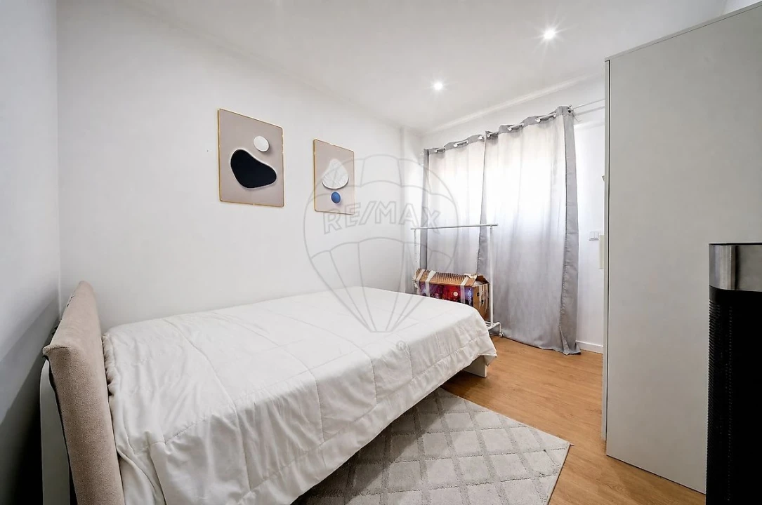 Apartamento T3 para Venda em Odivelas Foto 10