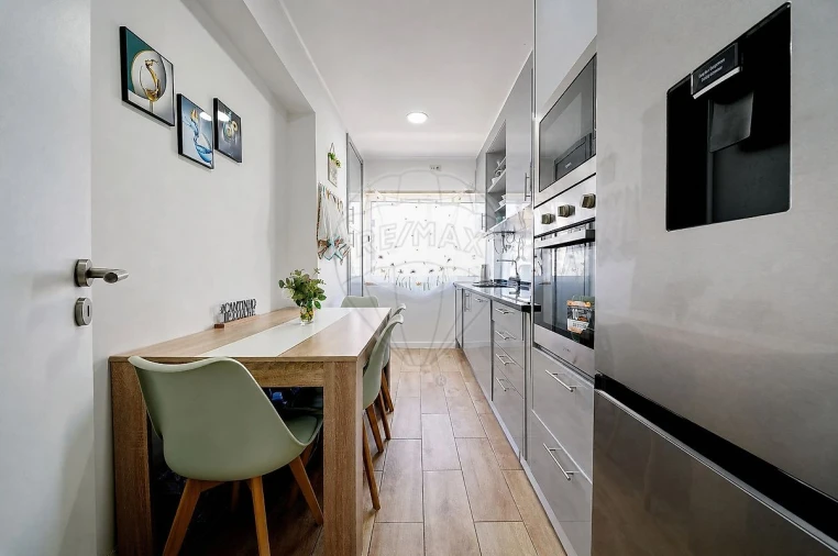 Apartamento T3 para Venda em Odivelas Foto 7